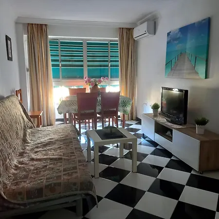 Malaga Downtown And Beach Apartment Extérieur photo